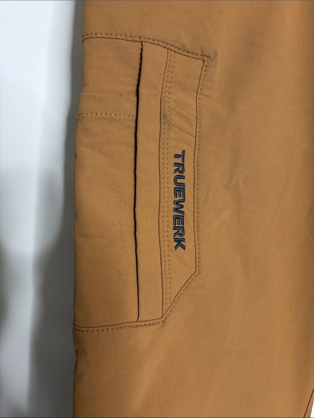 Truewerk Trail-Ready Men's Cargo Pants 32/32 - Picture 3 of 9